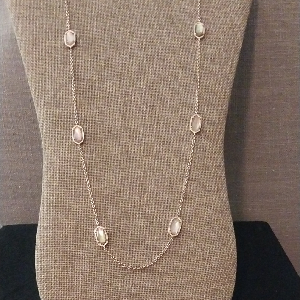 Kendra Scott Necklace